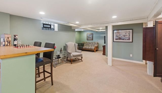 2111 Niles Avenue, Saint Paul, MN 55116