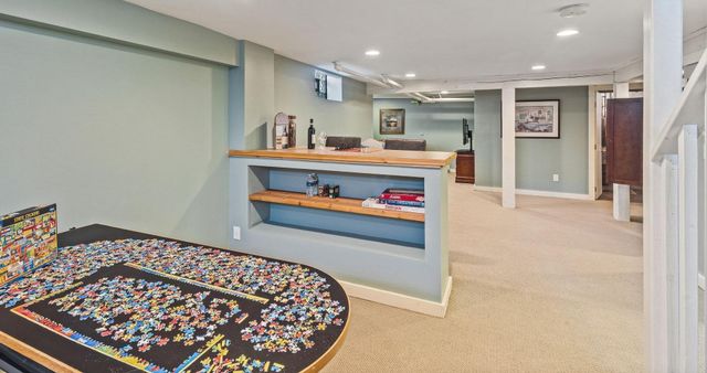 2111 Niles Avenue, Saint Paul, MN 55116