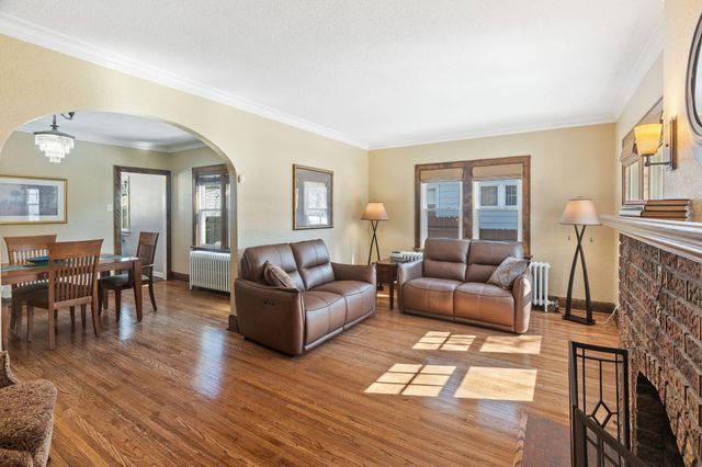 2111 Niles Avenue, Saint Paul, MN 55116