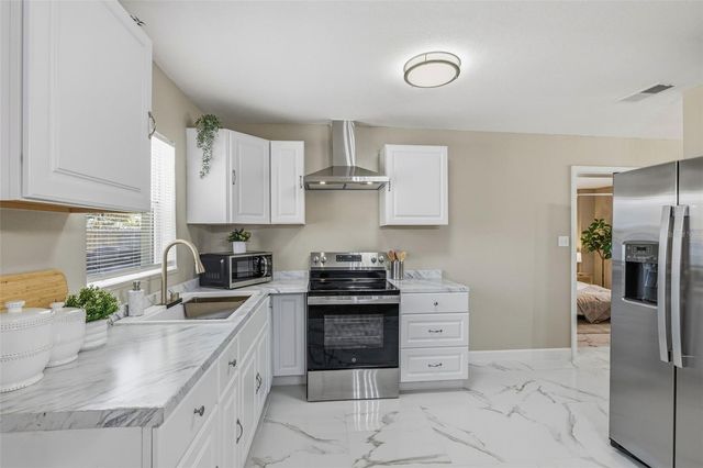 613 SAVANNAH AVENUE, Lakeland, FL 33815