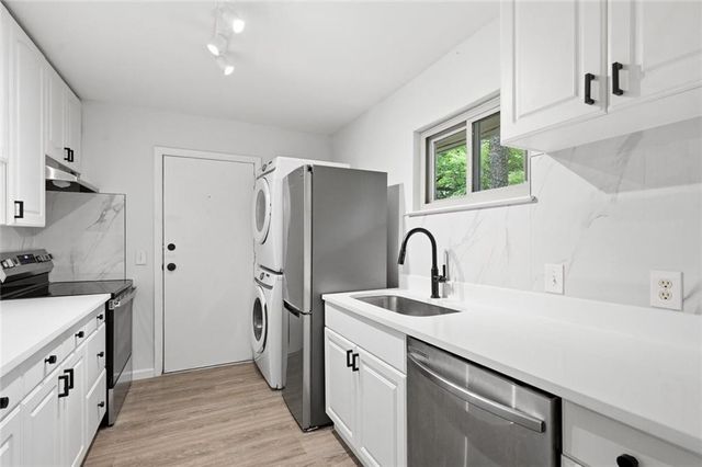 1111 Clairemont Avenue B6, Decatur, GA 30030