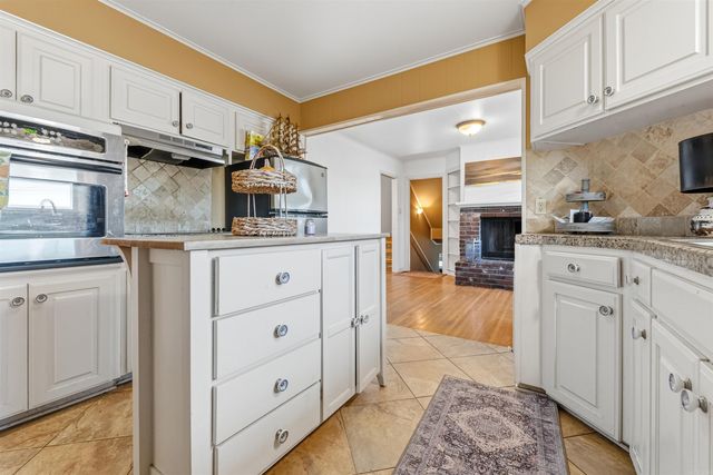 17 Oakwood Road, Little Rock, AR 72202