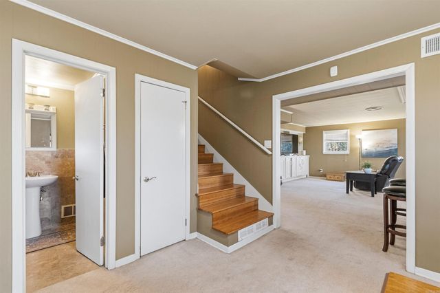 17 Oakwood Road, Little Rock, AR 72202