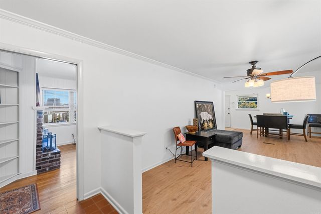 17 Oakwood Road, Little Rock, AR 72202