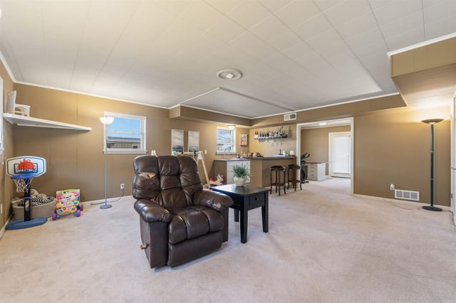 17 Oakwood Road, Little Rock, AR 72202