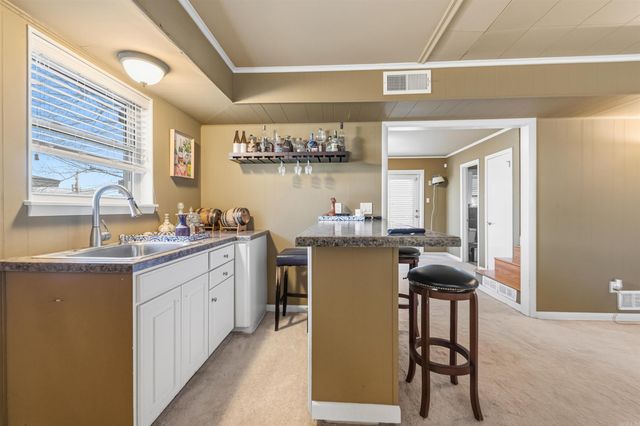 17 Oakwood Road, Little Rock, AR 72202