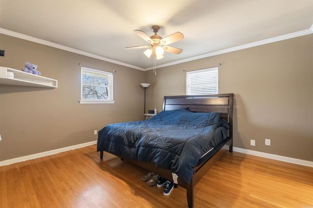 17 Oakwood Road, Little Rock, AR 72202