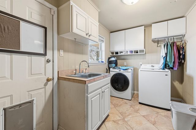 17 Oakwood Road, Little Rock, AR 72202