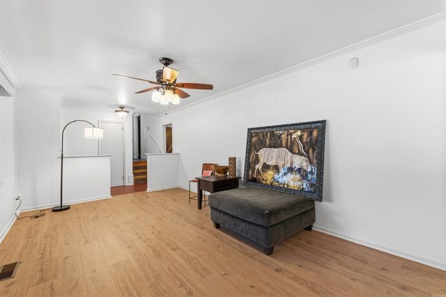 17 Oakwood Road, Little Rock, AR 72202