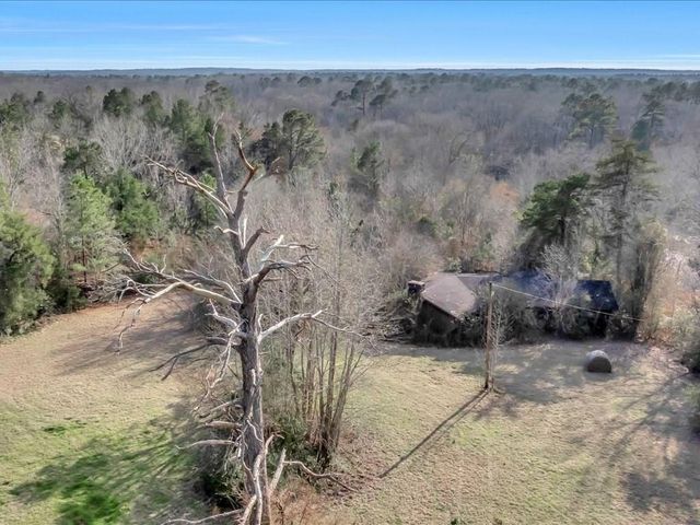 2611 County Road 789, Douglass, TX 75943