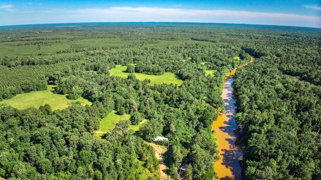 2611 County Road 789, Douglass, TX 75943