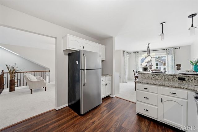 2224 Ole Castle Court, Chesterfield, MO 63017