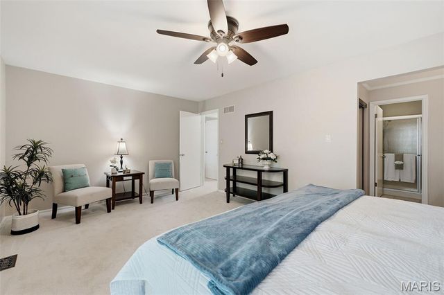 2224 Ole Castle Court, Chesterfield, MO 63017