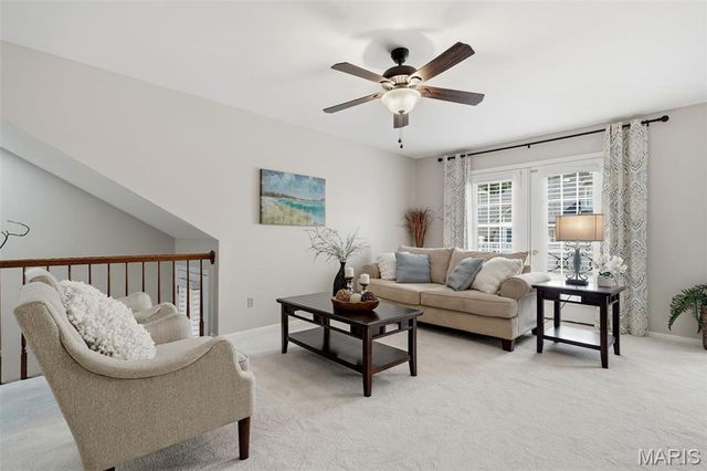 2224 Ole Castle Court, Chesterfield, MO 63017