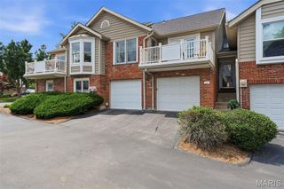 2224 Ole Castle Court, Chesterfield, MO 63017
