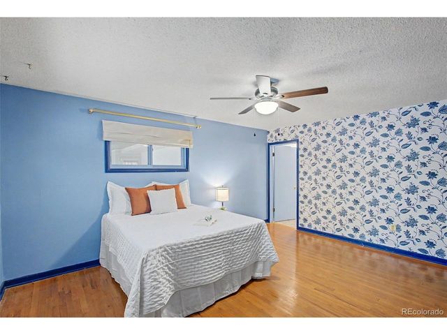 1118 Acacia Dr, Colorado Springs, CO 80907