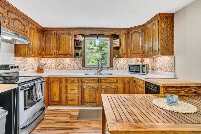 2481 Laymantown RD, Troutville, VA 24175