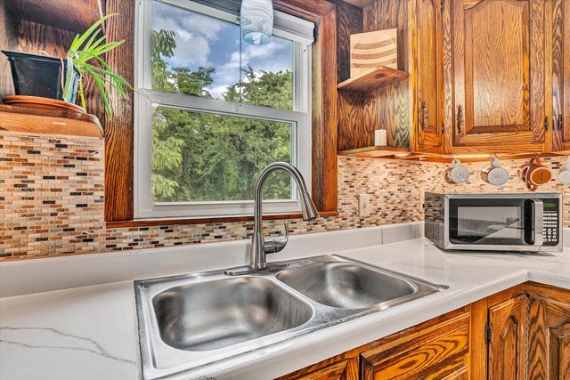 2481 Laymantown RD, Troutville, VA 24175