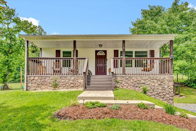 2481 Laymantown RD, Troutville, VA 24175