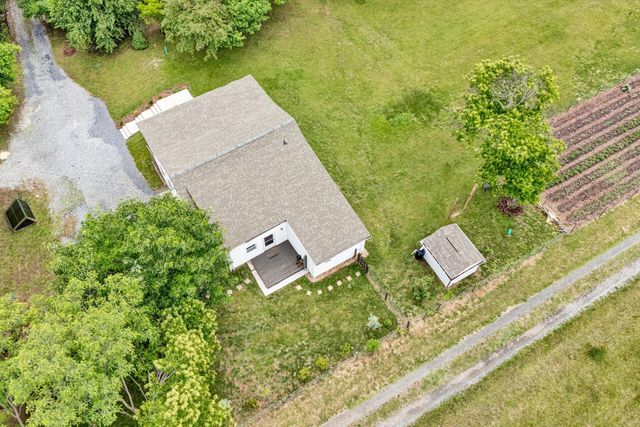 2481 Laymantown RD, Troutville, VA 24175