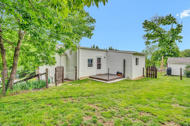 2481 Laymantown RD, Troutville, VA 24175