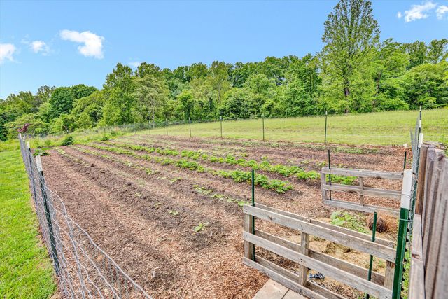 2481 Laymantown RD, Troutville, VA 24175