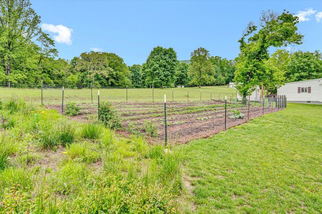 2481 Laymantown RD, Troutville, VA 24175