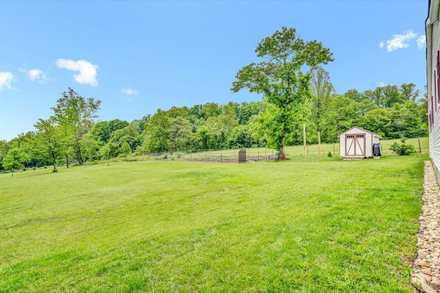 2481 Laymantown RD, Troutville, VA 24175