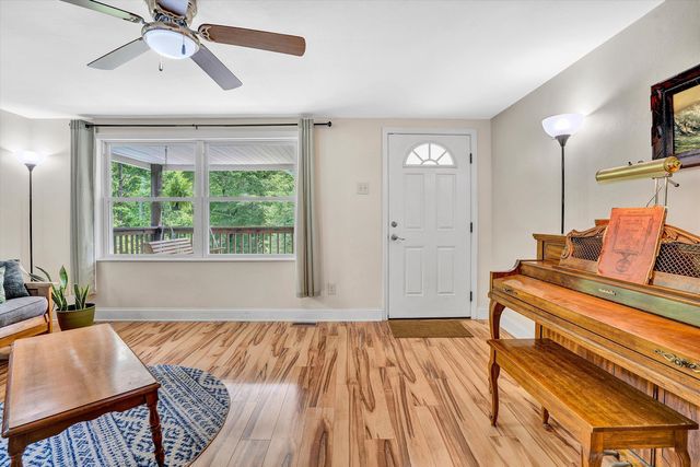 2481 Laymantown RD, Troutville, VA 24175