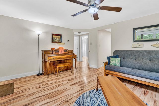 2481 Laymantown RD, Troutville, VA 24175