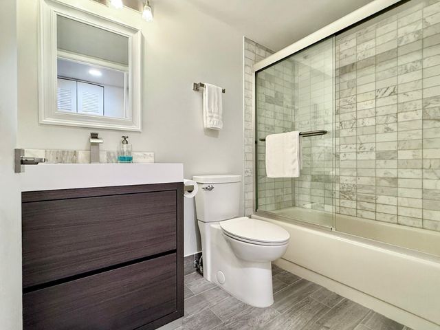 10615 Ocean Palm Way 102, Boynton Beach, FL 33437