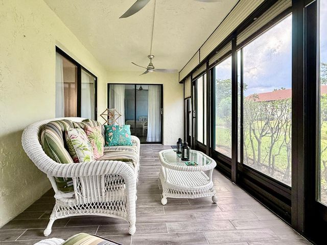 10615 Ocean Palm Way 102, Boynton Beach, FL 33437