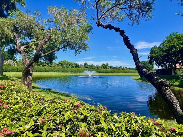 10615 Ocean Palm Way 102, Boynton Beach, FL 33437