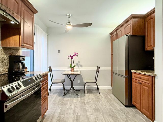 10615 Ocean Palm Way 102, Boynton Beach, FL 33437