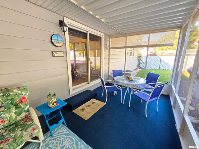 1782 Frazier Avenue, Centralia, IL 62801