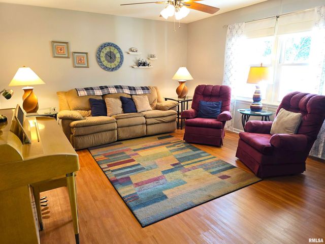 1782 Frazier Avenue, Centralia, IL 62801