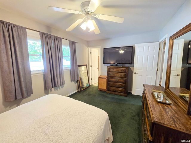 1782 Frazier Avenue, Centralia, IL 62801