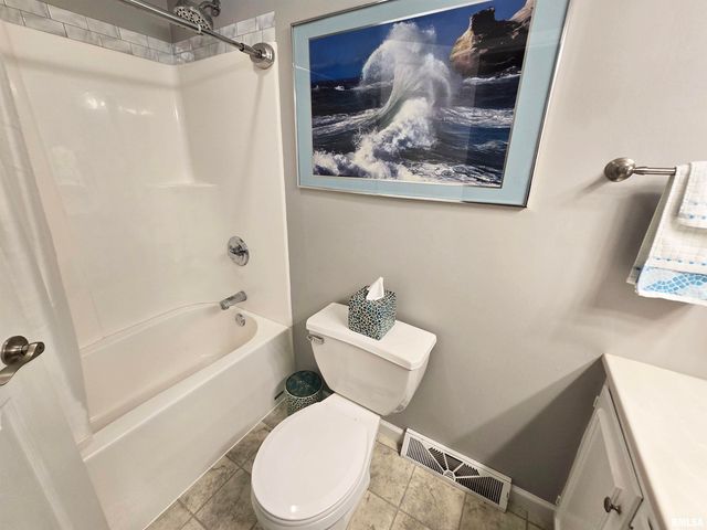 1782 Frazier Avenue, Centralia, IL 62801