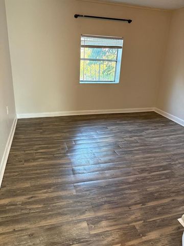 1346 KETTLES AVENUE, Lakeland, FL 33805