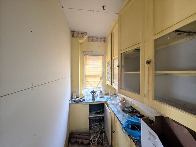 42 Roth Street, Rochester, NY 14621