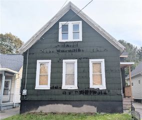 42 Roth Street, Rochester, NY 14621