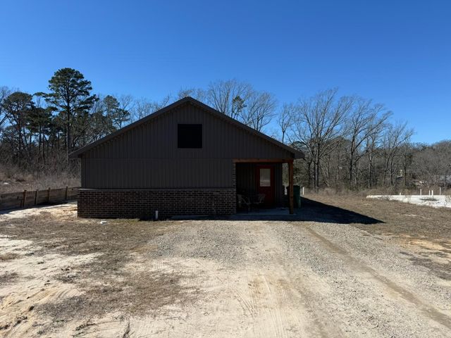 185 WINTERBERRY RD., Big Sandy, TX 75755