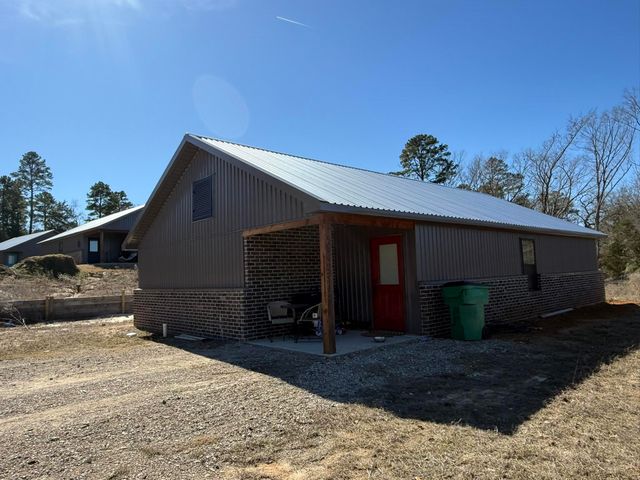 185 WINTERBERRY RD., Big Sandy, TX 75755