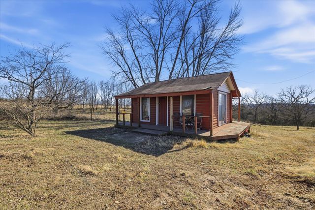 10424 East Business 60, Mountain Grove, MO 65711