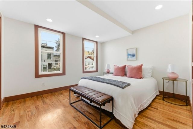 53 Jewett Ave, Jersey City, NJ 07304