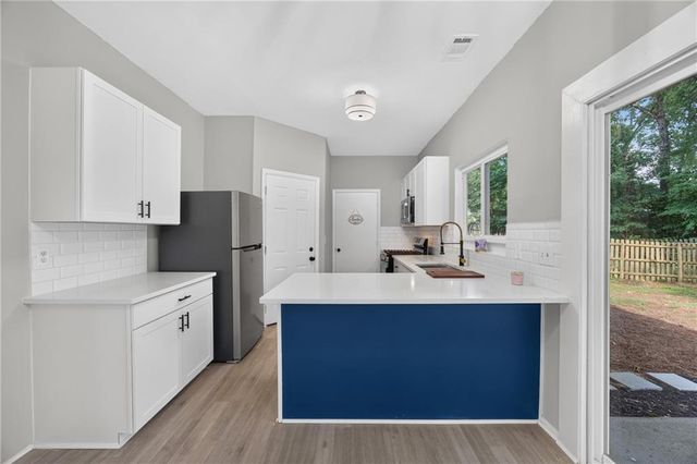 6229 Marbut Farms Lane, Lithonia, GA 30058