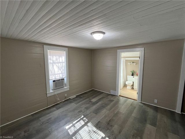 3912 Overdale Road, Winston-salem, NC 27107