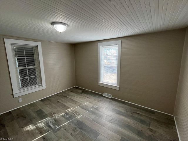 3912 Overdale Road, Winston-salem, NC 27107