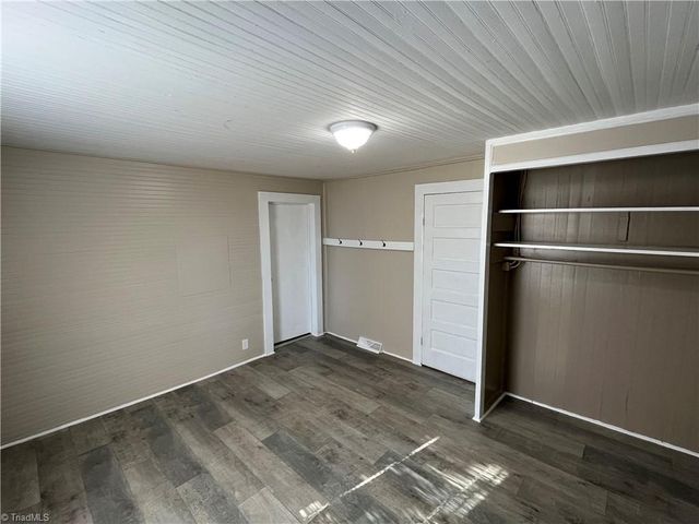 3912 Overdale Road, Winston-salem, NC 27107