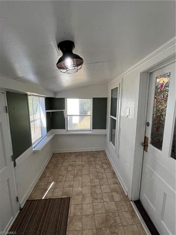 3912 Overdale Road, Winston-salem, NC 27107